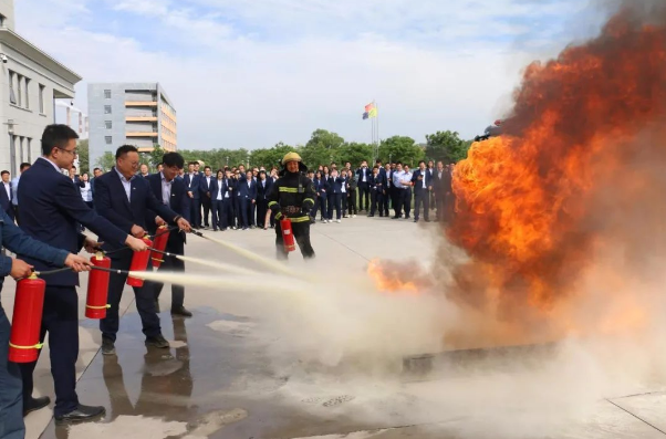 米兰(中国)打造“泓源红”党建品牌助推高质量发展(图13)