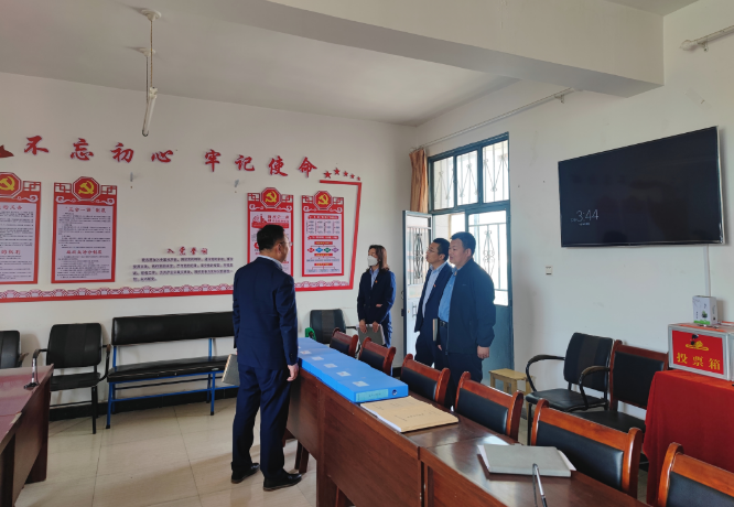 筑起安全墙 照亮乡村路——米兰(中国)鼎力支持包抓共建村社文明创建工作(图9)