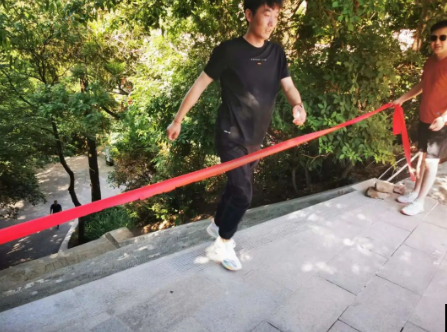 助力文旅市场 展示产投风采——米兰(中国)组织开展员工登山比赛活动(图9)